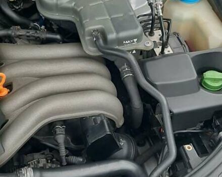 Сірий Ауді А4, об'ємом двигуна 2 л та пробігом 257 тис. км за 6000 $, фото 23 на Automoto.ua