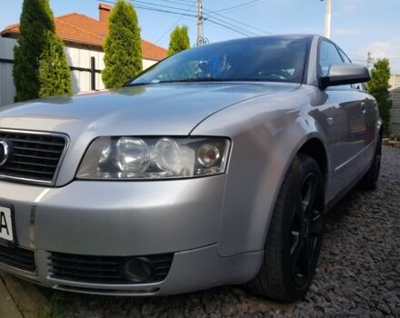 Серый Ауди А4, объемом двигателя 2 л и пробегом 260 тыс. км за 4500 $, фото 4 на Automoto.ua
