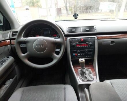 Серый Ауди А4, объемом двигателя 2 л и пробегом 290 тыс. км за 4200 $, фото 7 на Automoto.ua