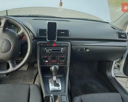Серый Ауди А4, объемом двигателя 2 л и пробегом 301 тыс. км за 5050 $, фото 6 на Automoto.ua