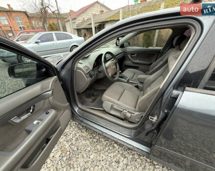 Серый Ауди А4, объемом двигателя 2 л и пробегом 250 тыс. км за 3600 $, фото 12 на Automoto.ua