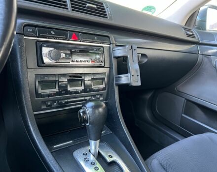 Серый Ауди А4, объемом двигателя 2 л и пробегом 260 тыс. км за 5390 $, фото 7 на Automoto.ua