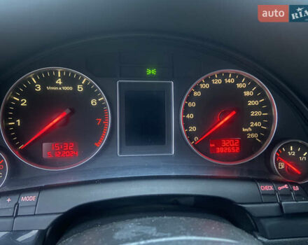 Сірий Ауді А4, об'ємом двигуна 2 л та пробігом 382 тис. км за 4500 $, фото 12 на Automoto.ua