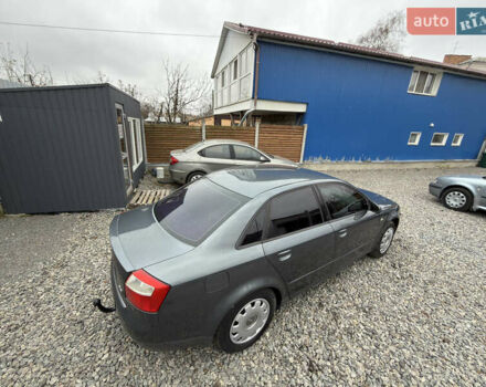 Серый Ауди А4, объемом двигателя 2 л и пробегом 250 тыс. км за 3600 $, фото 8 на Automoto.ua