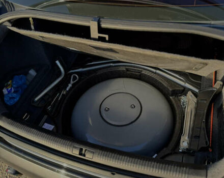 Сірий Ауді А4, об'ємом двигуна 1.8 л та пробігом 283 тис. км за 6500 $, фото 20 на Automoto.ua