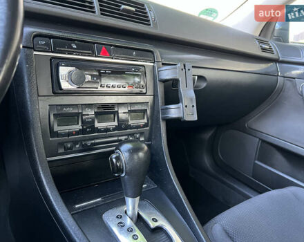 Серый Ауди А4, объемом двигателя 2 л и пробегом 260 тыс. км за 5390 $, фото 34 на Automoto.ua