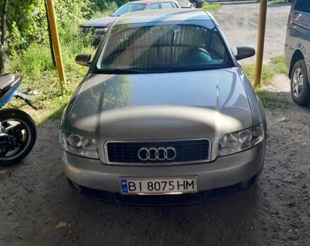 Серый Ауди А4, объемом двигателя 2 л и пробегом 350 тыс. км за 4800 $, фото 2 на Automoto.ua