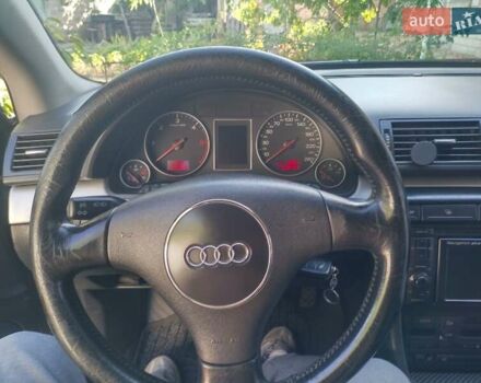 Сірий Ауді А4, об'ємом двигуна 2.5 л та пробігом 370 тис. км за 4500 $, фото 21 на Automoto.ua
