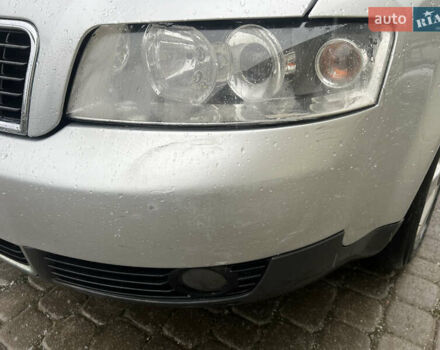 Сірий Ауді А4, об'ємом двигуна 2 л та пробігом 260 тис. км за 4200 $, фото 29 на Automoto.ua