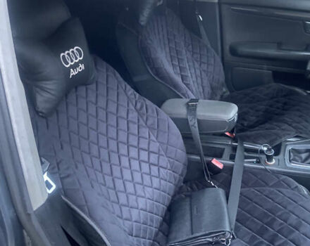 Сірий Ауді А4, об'ємом двигуна 2 л та пробігом 382 тис. км за 4500 $, фото 7 на Automoto.ua