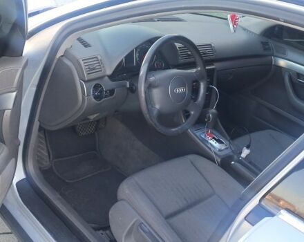 Сірий Ауді А4, об'ємом двигуна 2 л та пробігом 310 тис. км за 4300 $, фото 6 на Automoto.ua