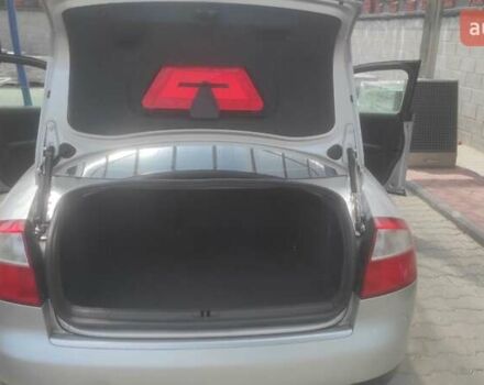 Сірий Ауді А4, об'ємом двигуна 1.6 л та пробігом 225 тис. км за 4900 $, фото 4 на Automoto.ua