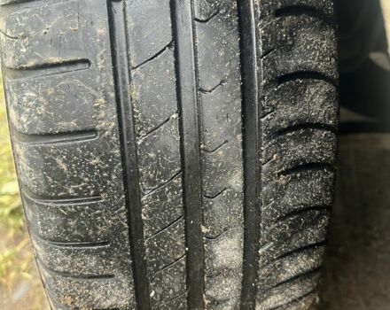 Сірий Ауді А4, об'ємом двигуна 1.8 л та пробігом 137 тис. км за 4100 $, фото 6 на Automoto.ua