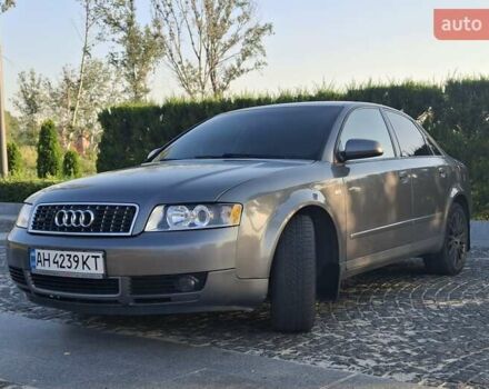 Серый Ауди А4, объемом двигателя 2 л и пробегом 310 тыс. км за 4900 $, фото 1 на Automoto.ua
