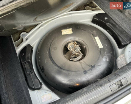 Сірий Ауді А4, об'ємом двигуна 1.6 л та пробігом 310 тис. км за 4450 $, фото 37 на Automoto.ua