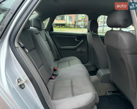 Сірий Ауді А4, об'ємом двигуна 1.6 л та пробігом 206 тис. км за 4450 $, фото 19 на Automoto.ua