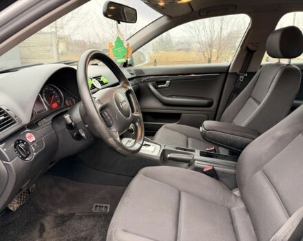 Сірий Ауді А4, об'ємом двигуна 2 л та пробігом 240 тис. км за 2650 $, фото 11 на Automoto.ua