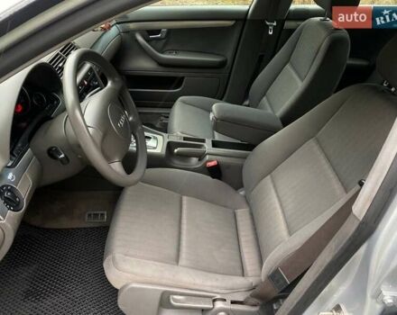 Сірий Ауді А4, об'ємом двигуна 1.8 л та пробігом 180 тис. км за 5500 $, фото 16 на Automoto.ua