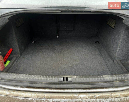 Сірий Ауді А4, об'ємом двигуна 2.5 л та пробігом 452 тис. км за 5900 $, фото 7 на Automoto.ua