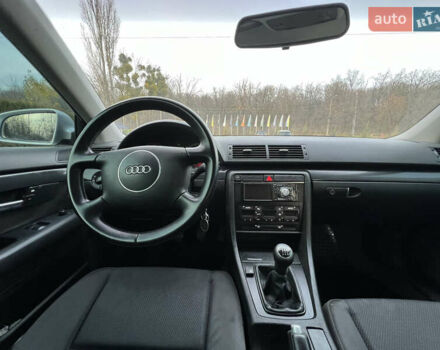 Сірий Ауді А4, об'ємом двигуна 1.6 л та пробігом 310 тис. км за 4450 $, фото 29 на Automoto.ua