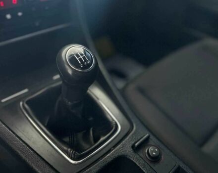 Сірий Ауді А4, об'ємом двигуна 1.6 л та пробігом 249 тис. км за 4500 $, фото 17 на Automoto.ua