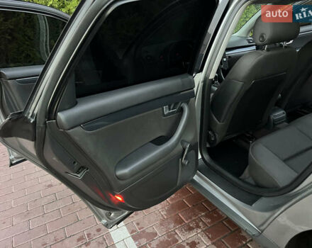 Сірий Ауді А4, об'ємом двигуна 1.98 л та пробігом 271 тис. км за 5700 $, фото 13 на Automoto.ua