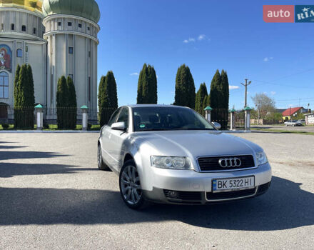 Сірий Ауді А4, об'ємом двигуна 1.6 л та пробігом 198 тис. км за 5500 $, фото 16 на Automoto.ua