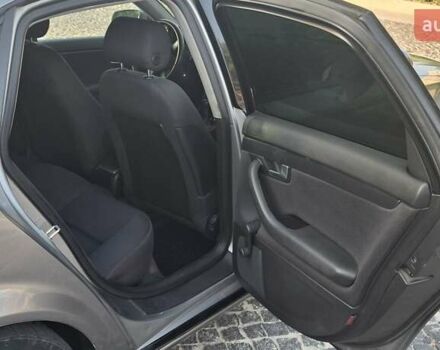 Серый Ауди А4, объемом двигателя 2 л и пробегом 310 тыс. км за 4900 $, фото 6 на Automoto.ua