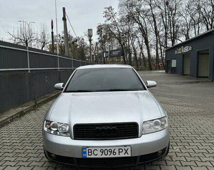 Сірий Ауді А4, об'ємом двигуна 1.6 л та пробігом 259 тис. км за 4600 $, фото 2 на Automoto.ua