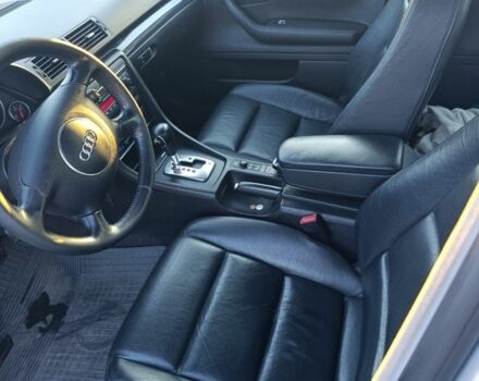 Сірий Ауді А4, об'ємом двигуна 2 л та пробігом 293 тис. км за 4800 $, фото 1 на Automoto.ua