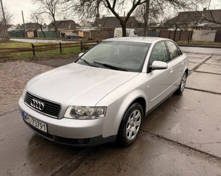 Сірий Ауді А4, об'ємом двигуна 2 л та пробігом 240 тис. км за 2650 $, фото 1 на Automoto.ua