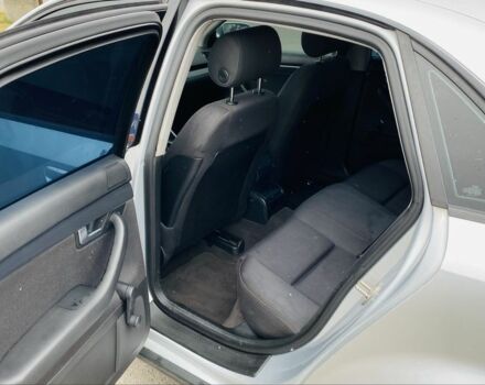 Серый Ауди А4, объемом двигателя 2 л и пробегом 303 тыс. км за 4300 $, фото 8 на Automoto.ua