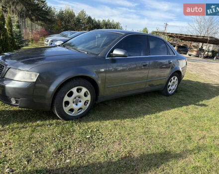 Сірий Ауді А4, об'ємом двигуна 1.78 л та пробігом 260 тис. км за 4600 $, фото 2 на Automoto.ua