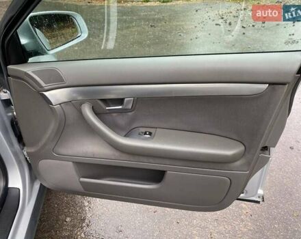 Сірий Ауді А4, об'ємом двигуна 1.8 л та пробігом 180 тис. км за 5500 $, фото 21 на Automoto.ua