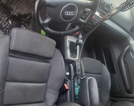 Сірий Ауді А4, об'ємом двигуна 1.8 л та пробігом 320 тис. км за 2900 $, фото 7 на Automoto.ua