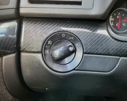 Сірий Ауді А4, об'ємом двигуна 2.5 л та пробігом 245 тис. км за 4000 $, фото 22 на Automoto.ua