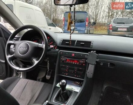 Сірий Ауді А4, об'ємом двигуна 1.98 л та пробігом 296 тис. км за 5100 $, фото 16 на Automoto.ua