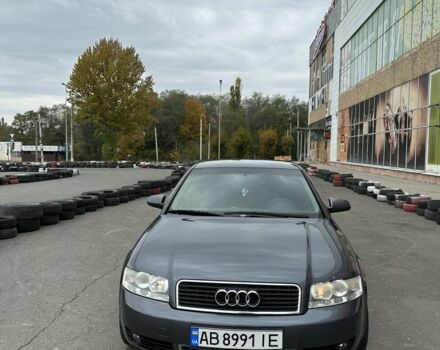 Серый Ауди А4, объемом двигателя 2 л и пробегом 240 тыс. км за 5000 $, фото 1 на Automoto.ua