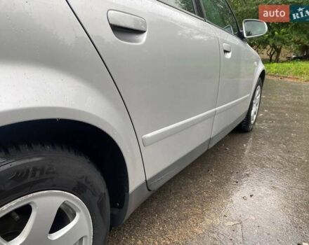 Сірий Ауді А4, об'ємом двигуна 1.8 л та пробігом 180 тис. км за 5500 $, фото 2 на Automoto.ua