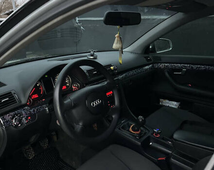 Сірий Ауді А4, об'ємом двигуна 1.6 л та пробігом 259 тис. км за 4600 $, фото 10 на Automoto.ua