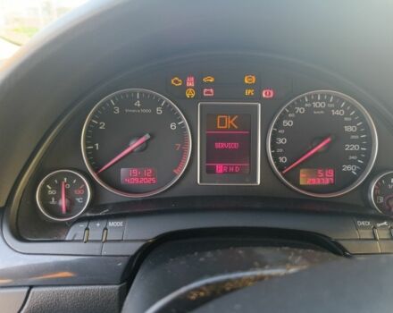 Сірий Ауді А4, об'ємом двигуна 2 л та пробігом 293 тис. км за 4800 $, фото 3 на Automoto.ua