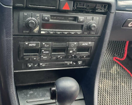 Сірий Ауді А4, об'ємом двигуна 2.5 л та пробігом 300 тис. км за 4500 $, фото 6 на Automoto.ua