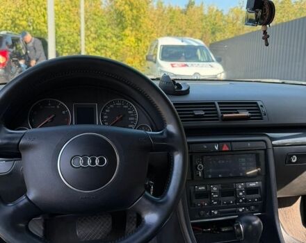 Сірий Ауді А4, об'ємом двигуна 1.98 л та пробігом 400 тис. км за 5300 $, фото 9 на Automoto.ua