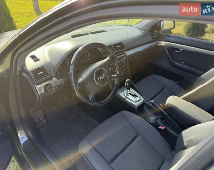 Сірий Ауді А4, об'ємом двигуна 1.78 л та пробігом 260 тис. км за 4600 $, фото 10 на Automoto.ua