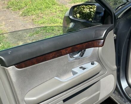 Сірий Ауді А4, об'ємом двигуна 1.6 л та пробігом 259 тис. км за 5600 $, фото 19 на Automoto.ua