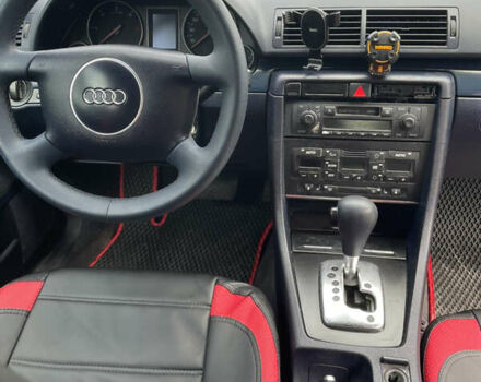 Сірий Ауді А4, об'ємом двигуна 2.5 л та пробігом 300 тис. км за 4500 $, фото 3 на Automoto.ua