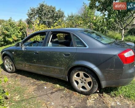 Ауді А4 2002 у Житомирі на Automoto.ua Сірий Ауді А4, об'ємом двигуна 1.6 л та пробігом 259 тис. км за 5600 $, фото 1 на Automoto.ua
