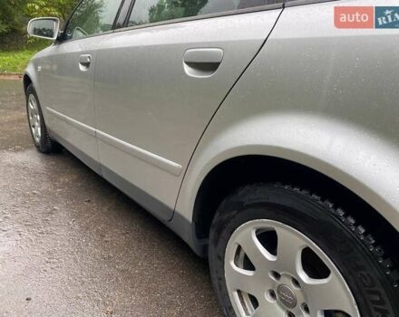 Сірий Ауді А4, об'ємом двигуна 1.8 л та пробігом 180 тис. км за 5500 $, фото 4 на Automoto.ua