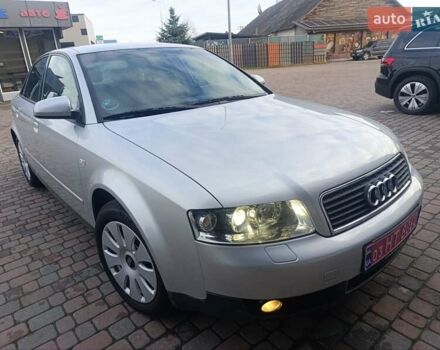 Сірий Ауді А4, об'ємом двигуна 1.8 л та пробігом 227 тис. км за 5499 $, фото 1 на Automoto.ua