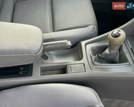 Серый Ауди А4, объемом двигателя 1.6 л и пробегом 207 тыс. км за 5999 $, фото 90 на Automoto.ua